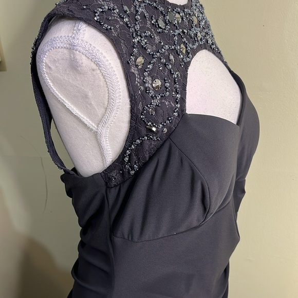 Cache dark gray keyhole open back sequins neckline Sleeveless Ruched Dress - Picture 11 of 17